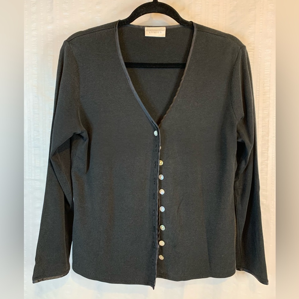 Worthington stretch cardigan in black. Tag with size missing medium?